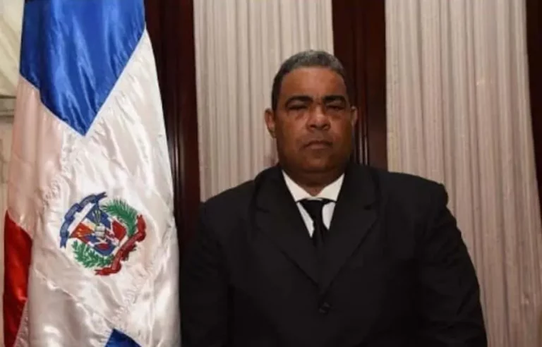 Juez habría discutido con esposa y le dijo se suicidaría