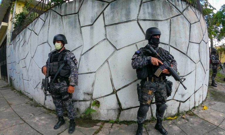 La ola criminal que vive El Salvador deja 11 muertes más