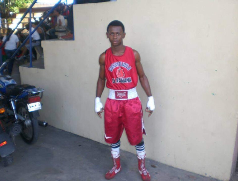 Lavegal y Moronta ganan bronce y US$2,500 en boxeo de Ecuador