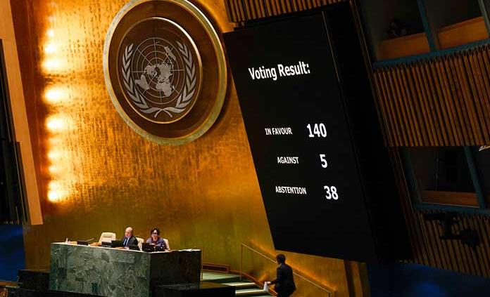 ONU aprueba resolución humanitaria que pide fin de invasión rusa