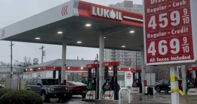 EE.UU: Precio de la gasolina llega a récord de US$4.43 por galón