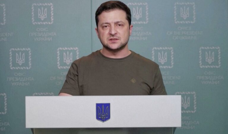 Ucrania pide a todos los países del mundo cerrar cielo a Rusia