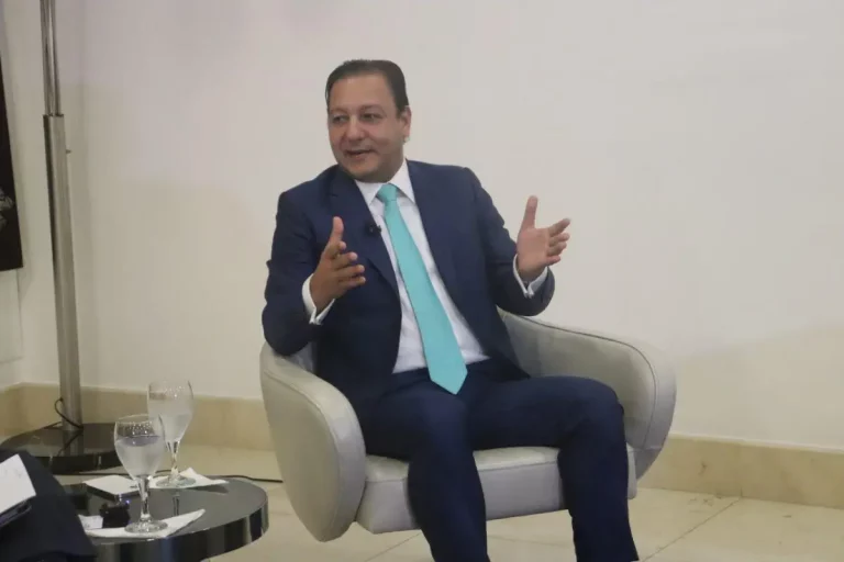 Abel Martínez: propuesta de reforma constitucional es una distracción