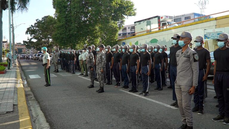 Digesett destittuye encargada canódromo tras agresión defensor del pueblo y la prensa