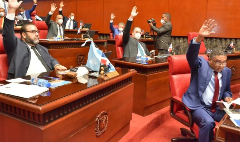 El Senado aprueba proyecto elimina por 6 meses aranceles a productos