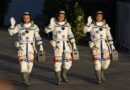 Nave china con tres astronautas aterriza tras 183 días en el espacio