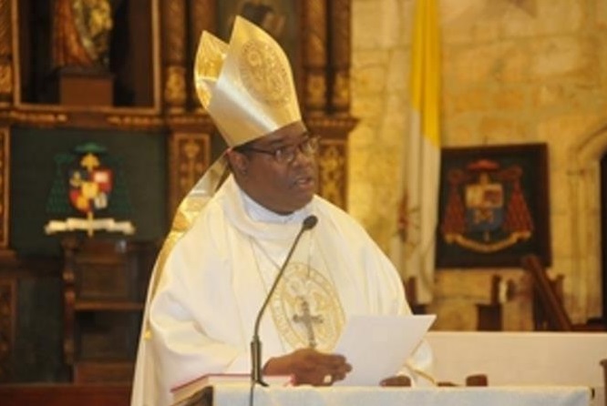Obispo Castro Marte pide al Presidente Luis Abinader que se sacuda