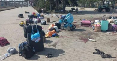 Zelenski acusa a Rusia de «exterminar» a civiles tras ataque a estación