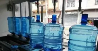 Suben los precios de los botellones de agua en el país