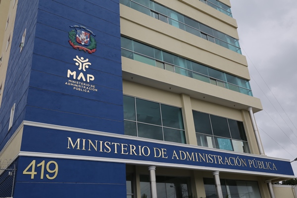 Oficinas públicas laborarán hasta el Miércoles Santo a las 4 pm