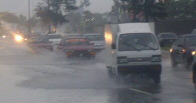 Llueve fuerte sobre 7 provincias de la RD debido a una vaguada