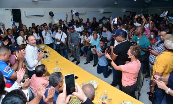 Abel Martínez ve «bulto y cuento» caracterizan al gobierno del PRM