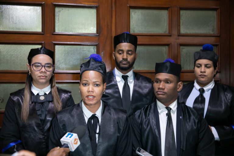 Acusados en caso Super Tucano podrían enfrentar 10 años de prisión y multas de US$7 millones