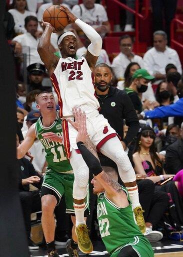 Heat remonta ante Celtics en 1er partido de la final del Este