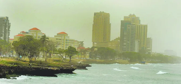 Polvo del Sahara llega hoy a RD