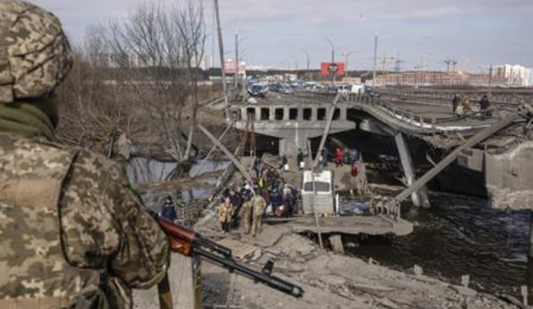 Superan los 4.000 los civiles fallecidos en Ucrania por la guerra