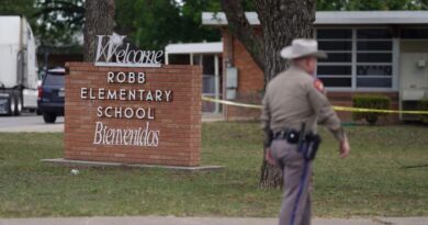 Confusión y Duelo en Uvalde tras la brutal masacre en su escuela Texas
