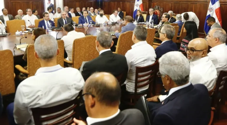 Anuncian programa “El Gobierno en las provincias”