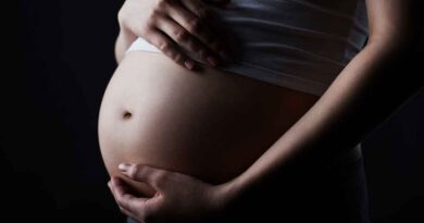 Convierten en resolución iniciativa para reducir uniones tempranas y embarazos en adolescentes