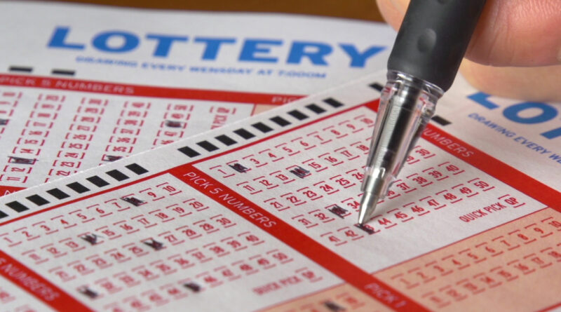 Ganador de 10 millones de dólares en la lotería pasará el resto de su vida preso por asesino