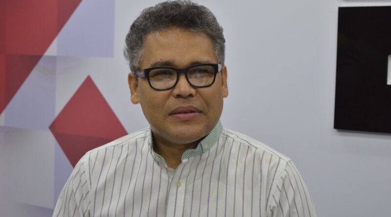 Carlos Peña forma partido “GenS” para participar en próximas elecciones