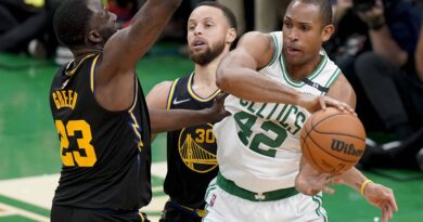 Celtics vence a Warriors y se va arriba 2-1 en la final de la NBA
