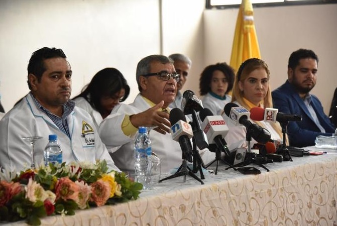 Colegio Médico Dominicano llama al gobierno a retomar medidas para proteger a la población del Covid-19