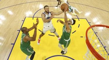 Warriors empatan la final de la NBA 1-1 contra los Celtics