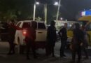 Denuncian policías municipales golpean haitianos en estación de combustibles de SDN
