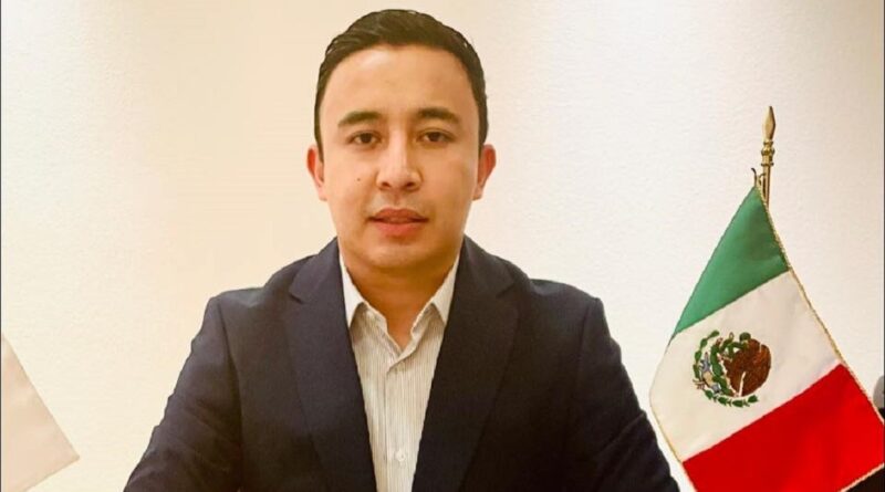 Tras confundirlo con un secuestrador, multitud golpea y quema vivo a un asesor político en México