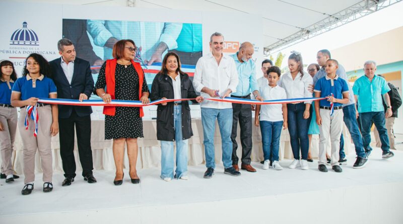 Abinader inaugura e inicia obras en Santo Domingo Norte por más de 230 millones