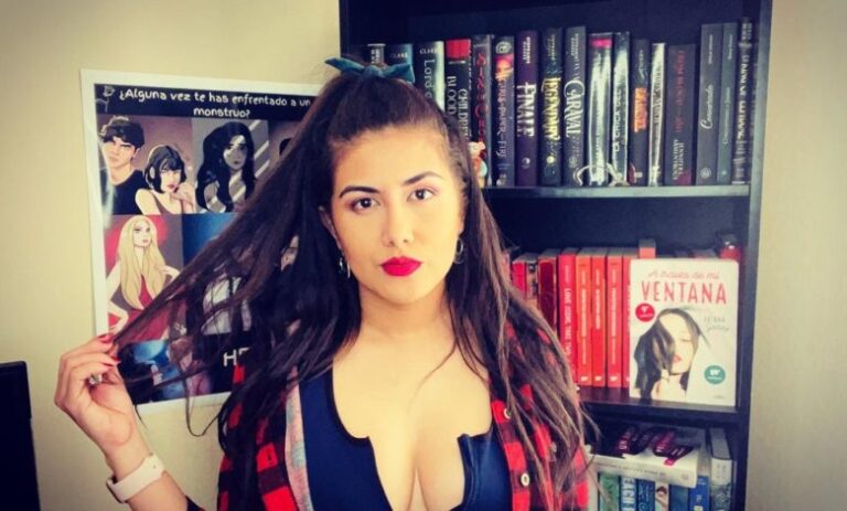 Ariana Godoy, escritora de «A través de mi ventana»: «El éxito no está a un paso»