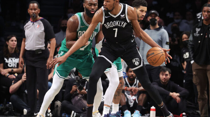 Boston Celtics ofrece a Jaylen Brown en la operación por Kevin Durant