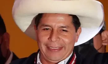 El Congreso de Perú arrecia su ofensiva contra Castillo