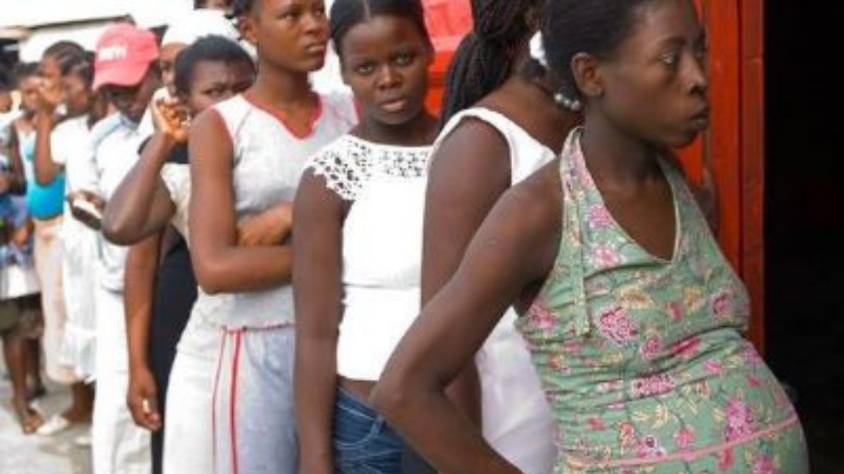 Haitianas pagan hasta RD$15 mil para venir a parir a R. Dominicana