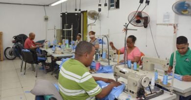 Microempresarios dominicanos viven en situación de pobreza multidimensional