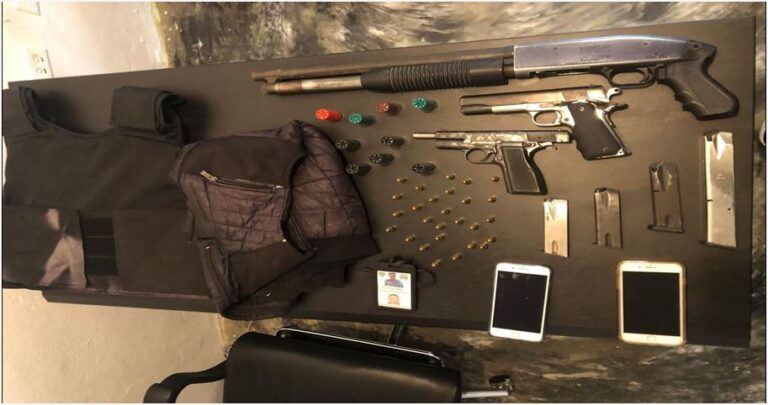 Apresan a «Choco» y «Choquito» durante allanamiento; padre e hijo eran buscados por varios delitos