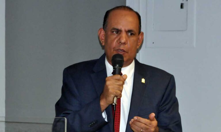 Industriales de Herrera llaman a los miembros del sector energético del Gobierno a hablar menos y trabajar más