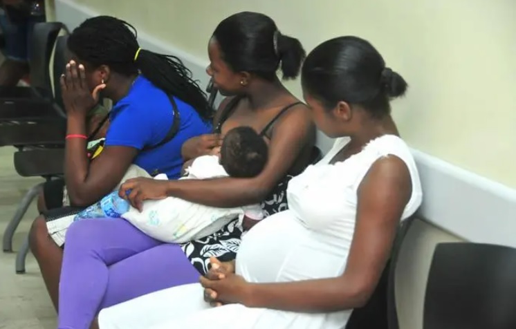 En cinco años, más de 2,400 haitianas paren en hospital de San Juan