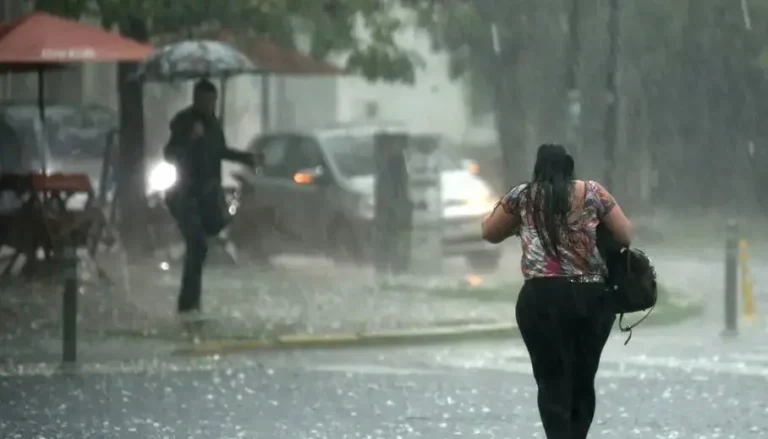 Aguaceros seguirán en casi todo el país
