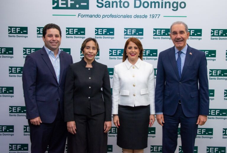 CEF-Santo Domingo y MESCyT impulsan junto a otras universidades mentalidad emprendedora