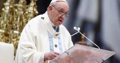 El papa pide la paz en el mundo y reza por Ucrania