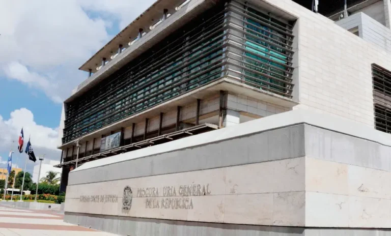Exdirector Bienes Incautados PGR sería próximo en negociar con MP