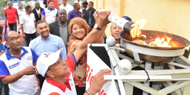 Inauguran los XVII Juegos Deportivos Los Mina 2022