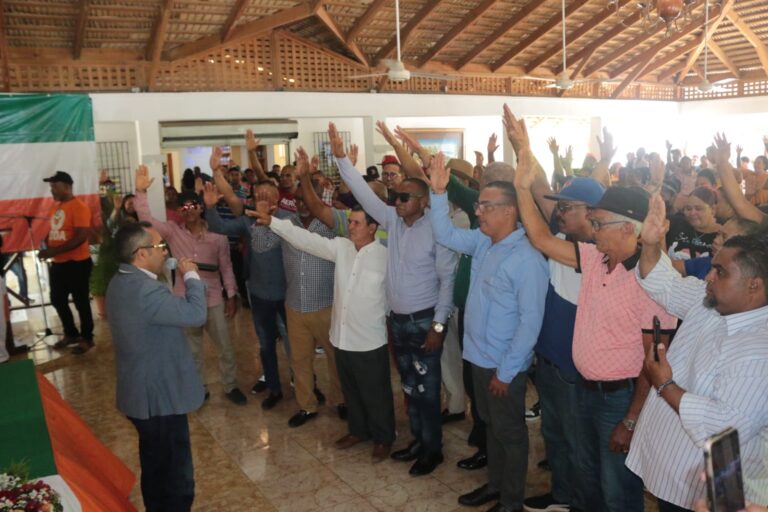 El MODA reestructura su Dirección Política en Montecristi