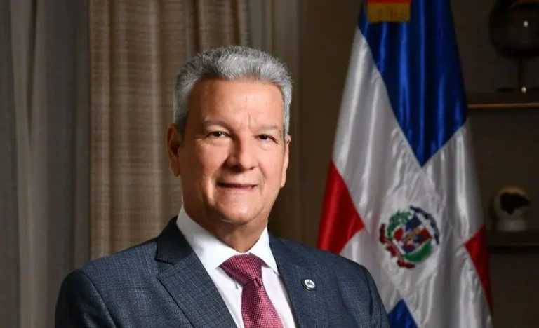 Otro que se fue: Macarrulla renuncia al Ministerio de la Presidencia
