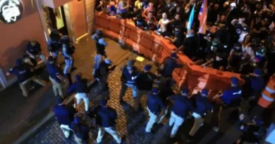 Policía de Puerto Rico dispersa a manifestantes en protesta por apagones