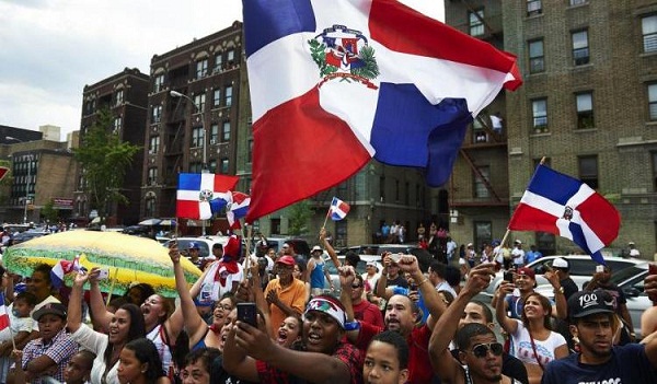 Miles de quisqueyanos participaron en Desfile Dominicano del Bronx