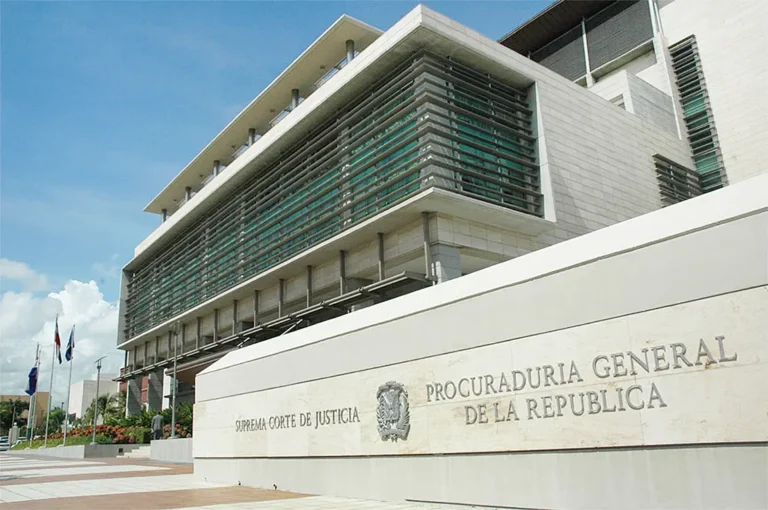 Iglesia pide PGR investigar fiscales hicieron desalojo