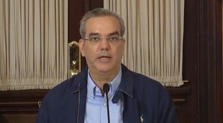 Presidente Abinader e Ito Bisonó inauguran encuentro regional con presencia de expresidentes Uribe y Lacalle